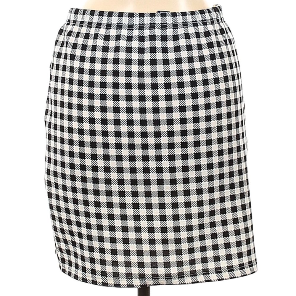 Shein checkered skirt m